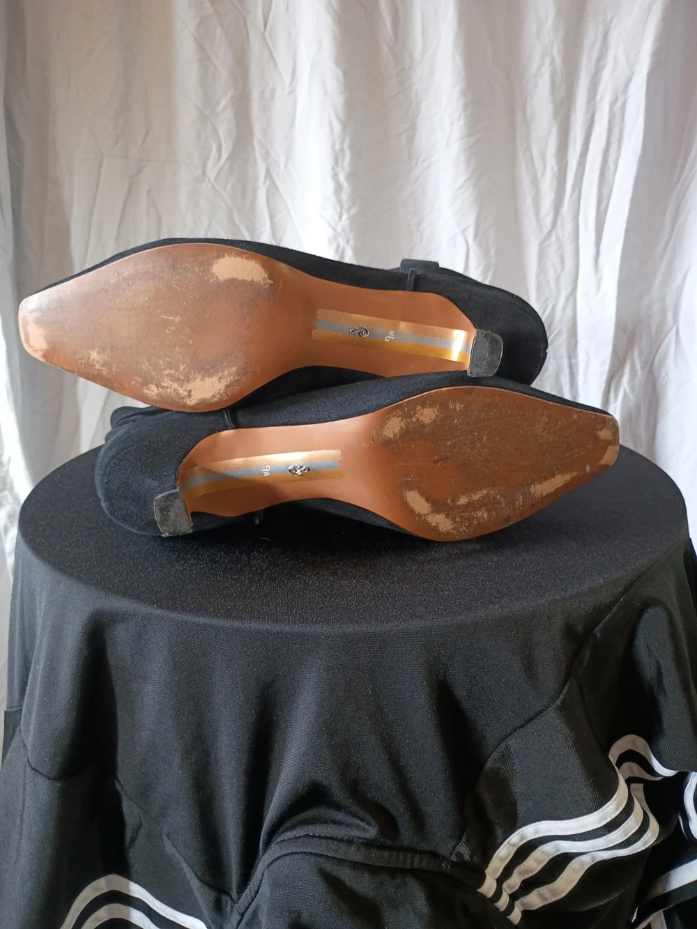 Sam Edelman embrace sleek